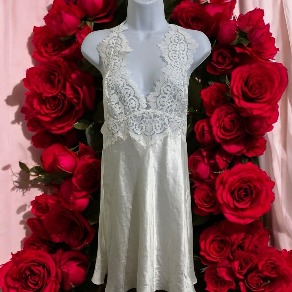 Victoria's Secret Lace Trim Satin Chemise Slip Size M White Racerback Sexy Midi